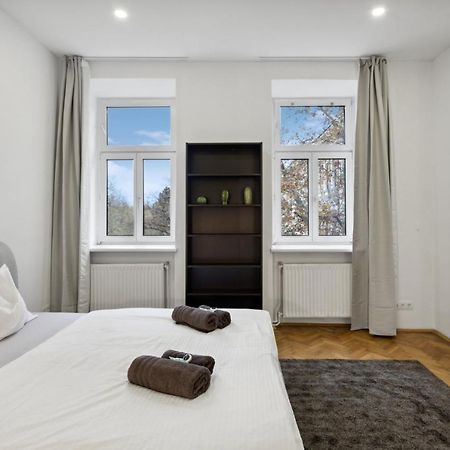 Big Spacious Central Apartment In 维也纳 外观 照片