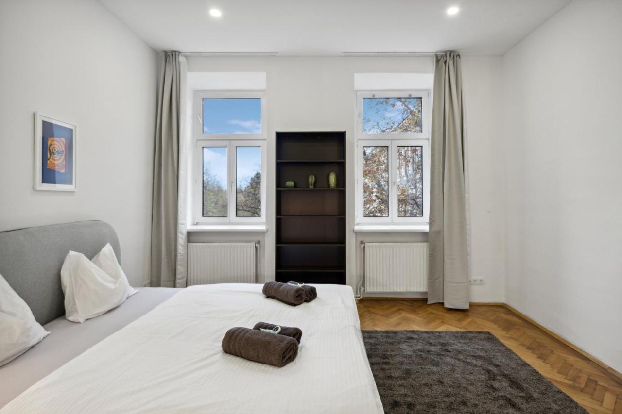 Big Spacious Central Apartment In 维也纳 外观 照片