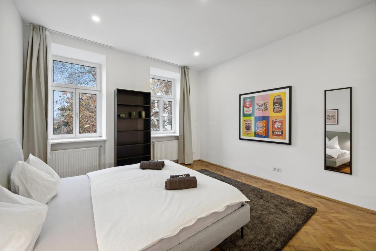 Big Spacious Central Apartment In 维也纳 外观 照片