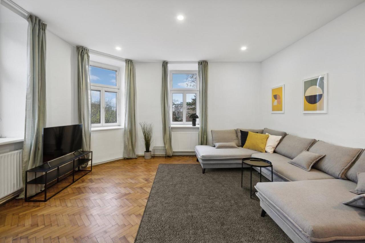 Big Spacious Central Apartment In 维也纳 外观 照片